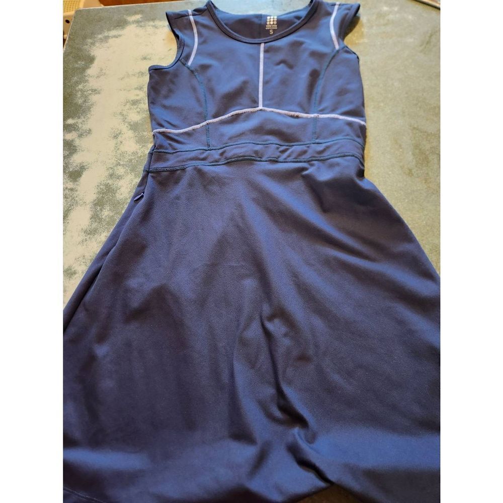 Title Nine dream solid blue athletic dress sz Small